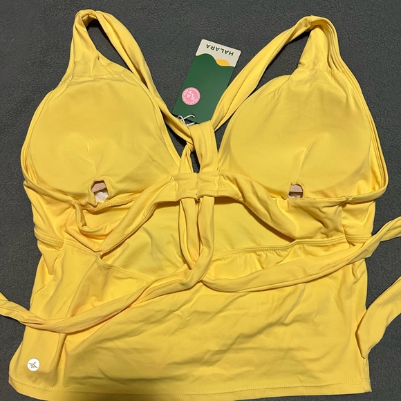 Halara Yellow Tank Top - Picture 2 of 2